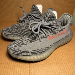 Yeezy 350 V2, beluga  no box awesome condition, authentic